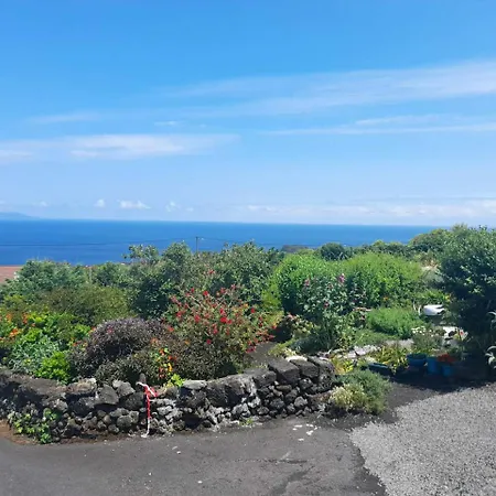 Lost In Thyme Homestay Lajes do Pico